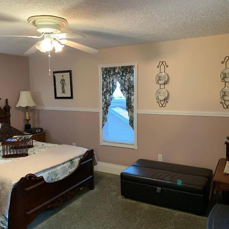 Emerald Necklace Inn Bed And Breakfast Lakewood Bagian luar foto